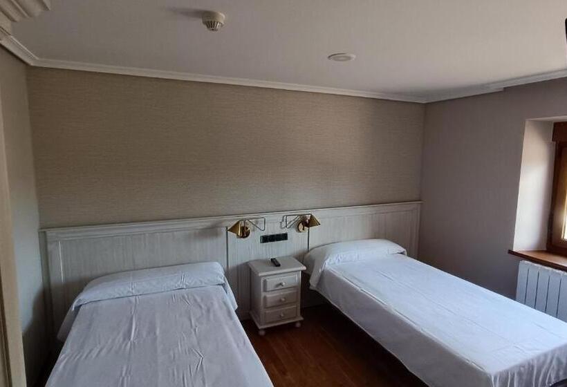 פנסיון Casa Elisa Monegro