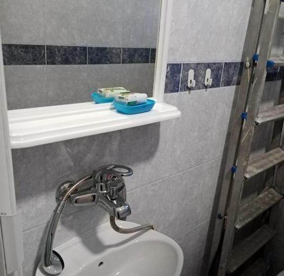 پانسیون Rooms For Exit 2024   For 2 Or 4 People For 4 Nights 11 15 July