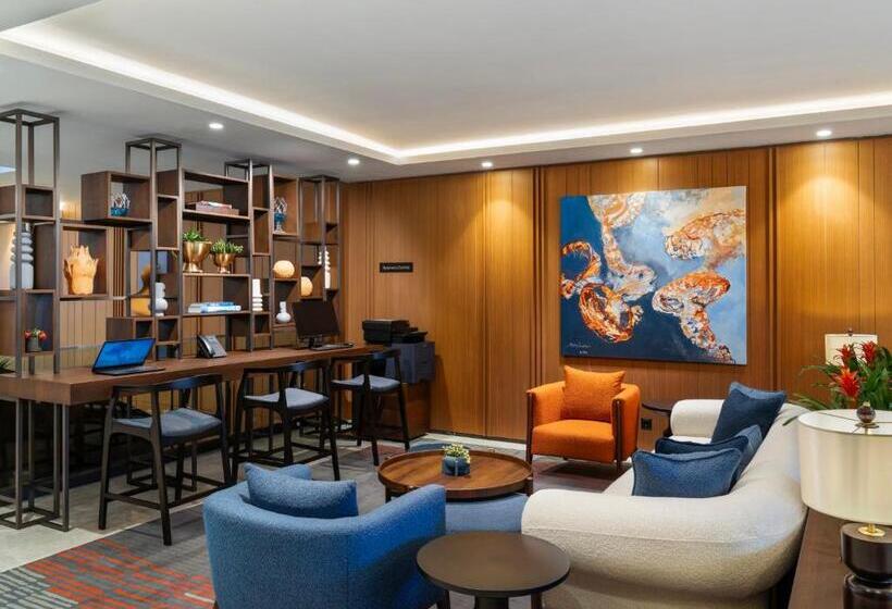فندق Crowne Plaza Istanbul   Ortakoy Bosphorus, An Ihg