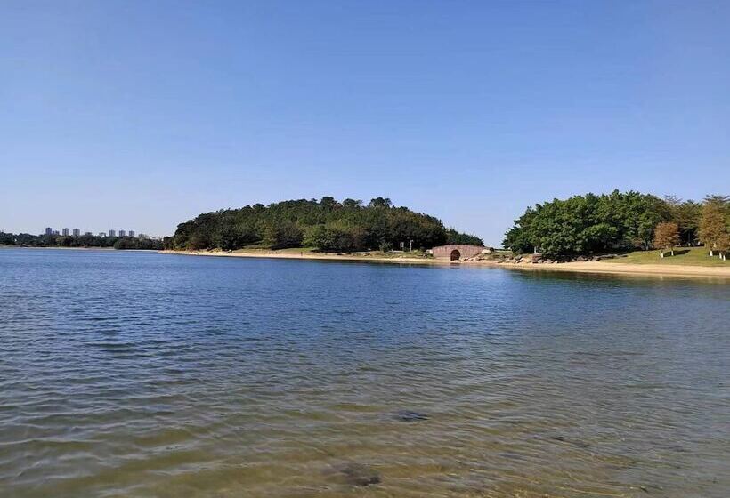 فندق Langson Dongguan   Dalang Songshan Lake