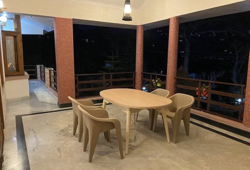 فندق Sangita Resorts Naukuchiatal