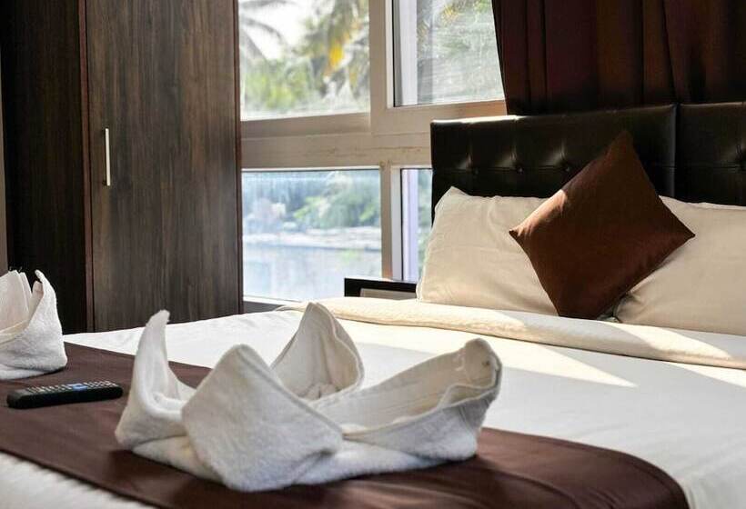 酒店 La Mer Beach Resorts