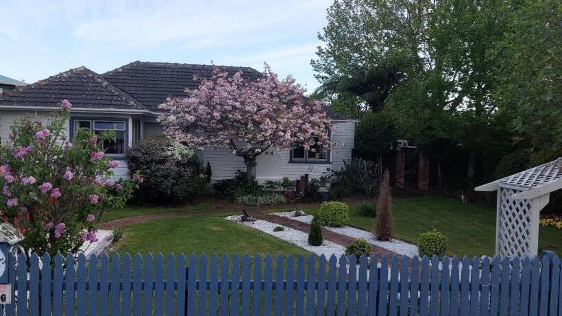 Morning Bloom Cottage Bed And Breakfast