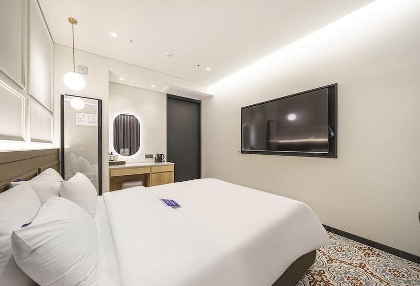 מוטל Pyeongtaek Hotel Summit