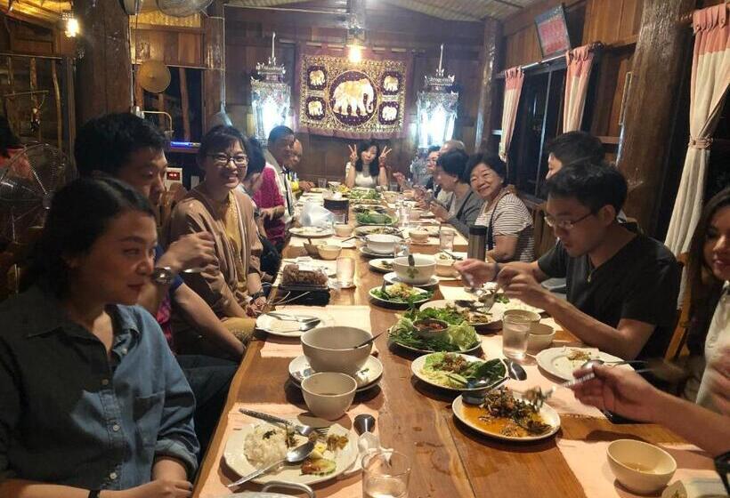 پانسیون Ban Kaew Mo Ra Glamping & Restaurant