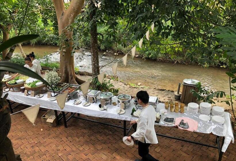 پانسیون Ban Kaew Mo Ra Glamping & Restaurant