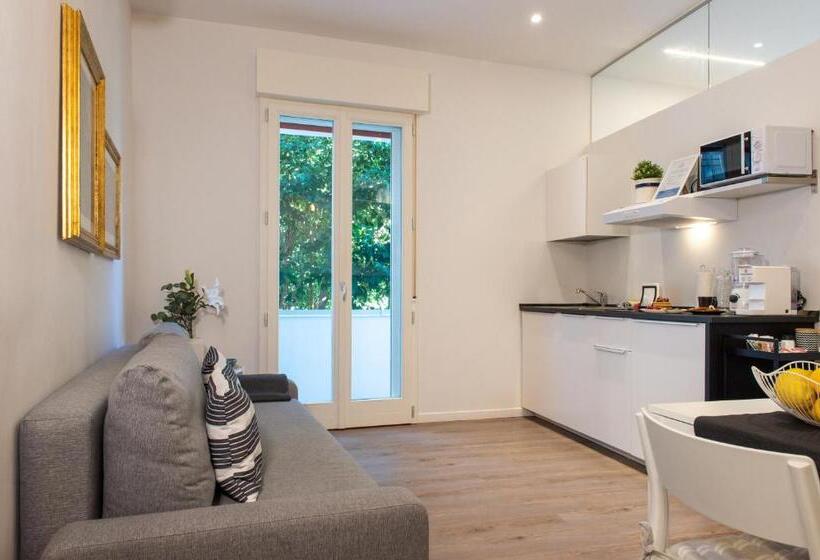 پانسیون Corso51 Suite Apartments