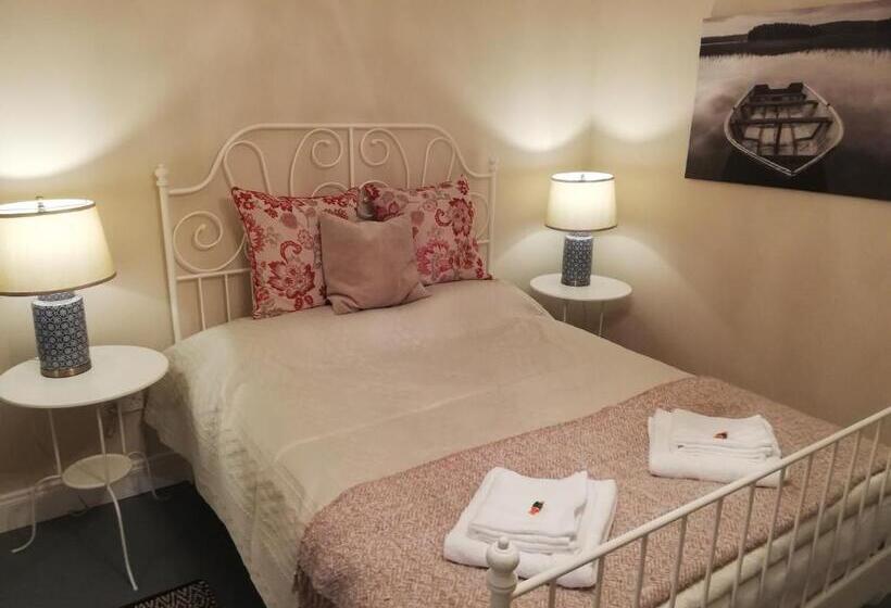 بنسيون Heather House On The Wild Atlantic Way