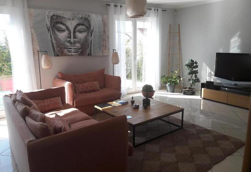 펜션 Villa De Charme, Séjour Chez L Habitant