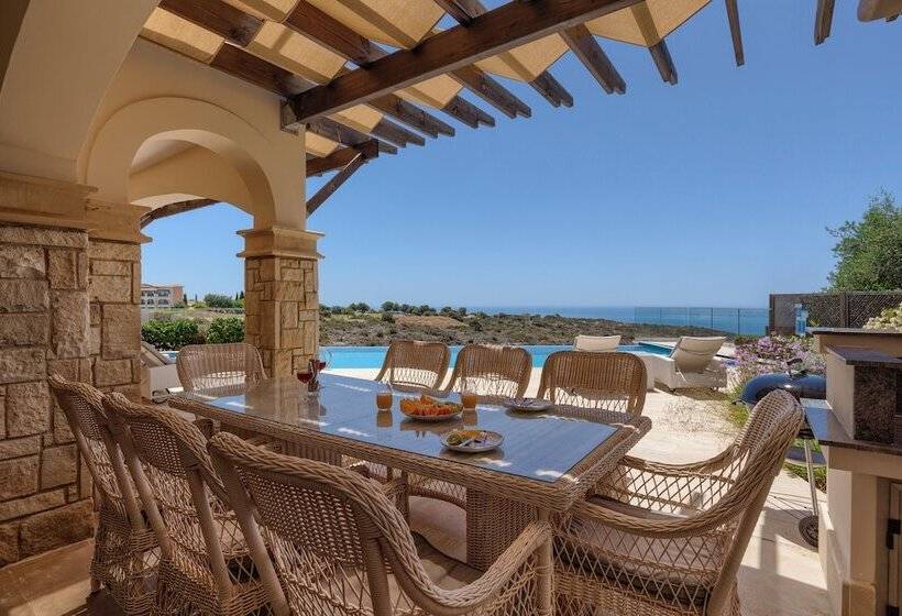 استراحتگاه Aphrodite Hills Rentals   Mythos Collection Villas