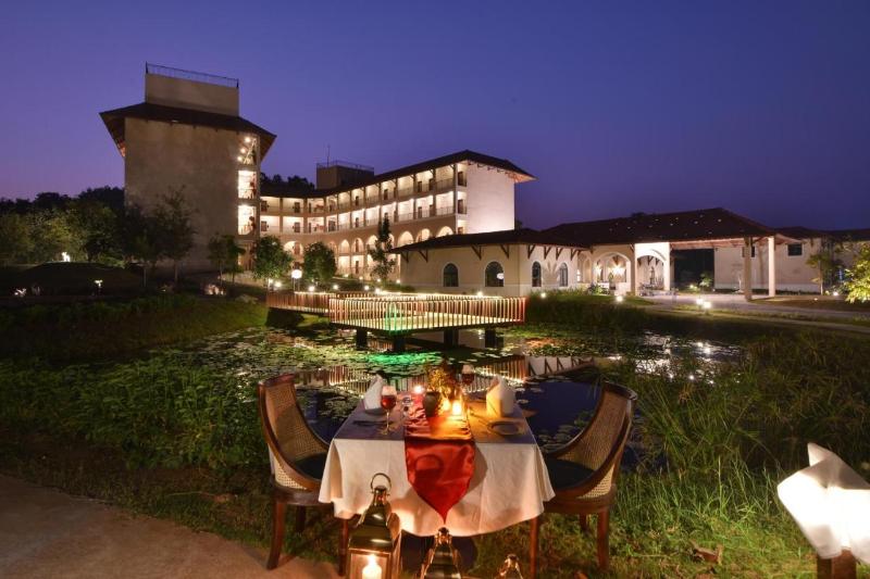 فندق Bhanu The Fern Forest Resort & Spa