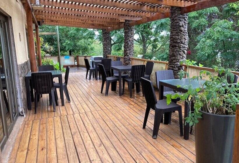 فندق Hare Rapa Nui By Chez Joseph