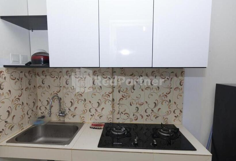 هتل Redliving Apartemen Skylounge Tamansari Vanez Room