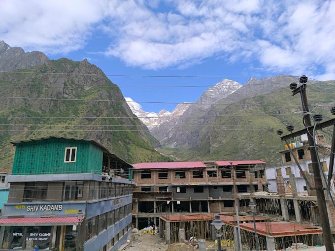 בית מלון כפרי Kalash, Badrinath