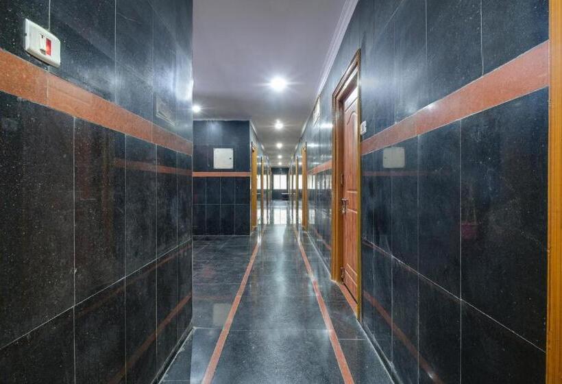 호텔 O Sir Vr Sairam Lodge