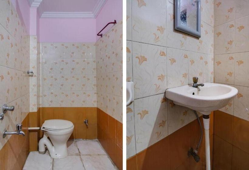 호텔 O Sir Vr Sairam Lodge