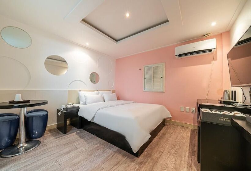 فندق على الطريق Geumjeong Hotel Chocolate