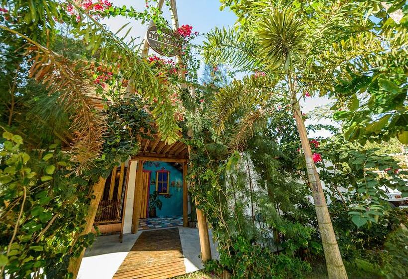 مسافرخانه Villa Paihia