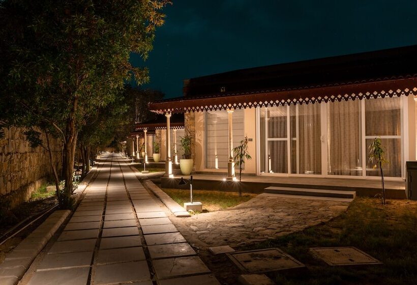 Hotelli Brij Bageecha Jaipur   Private Villas With Plunge Pools