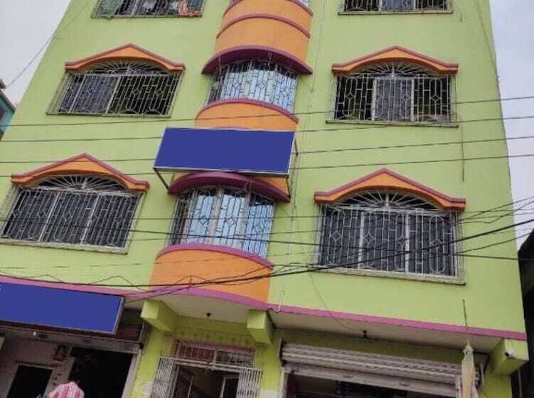 בית מלון כפרי Goroomgo Gurukul Tarapith Kolkata