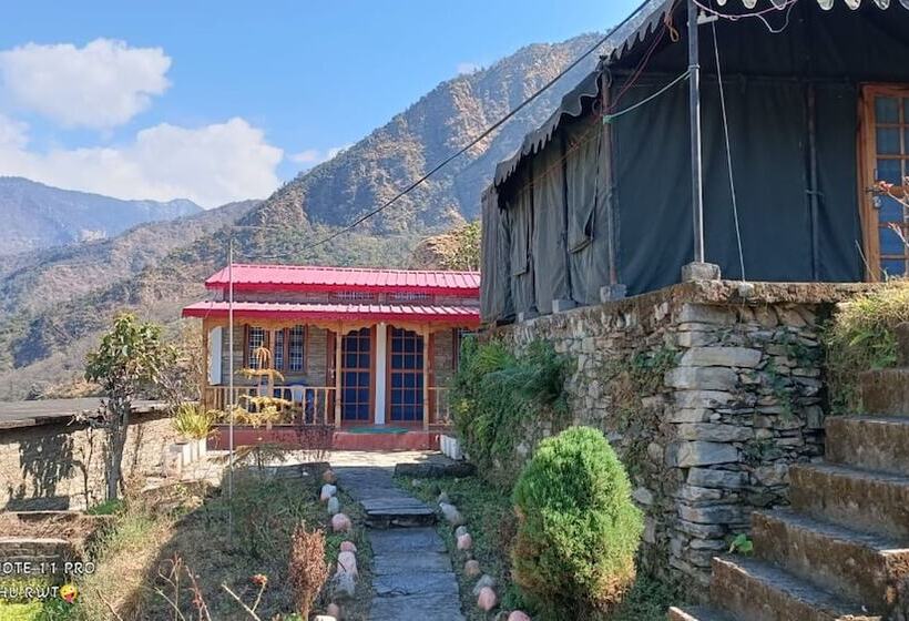 בית מלון כפרי Gorooomgo Himalayan Hills Homestay