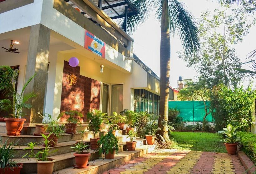 ホテル Surya Kiran Miramar