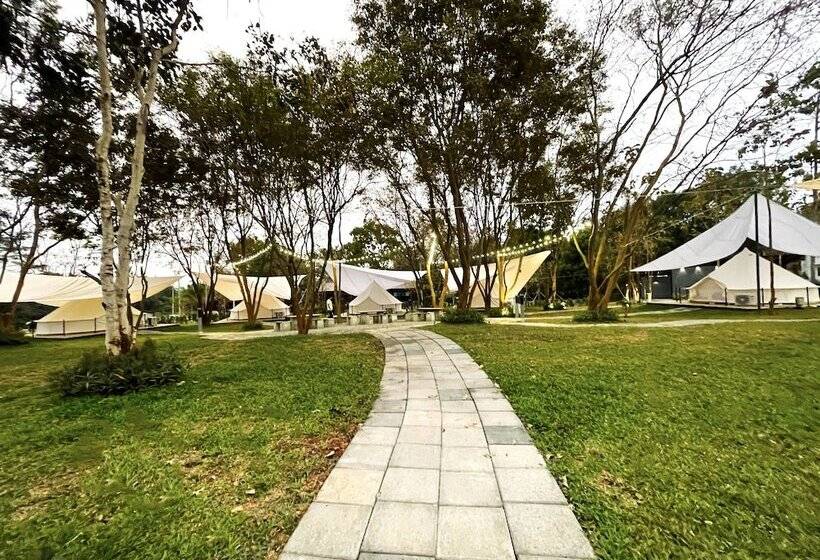 منتجع The Wild Khao Yai   Glamping