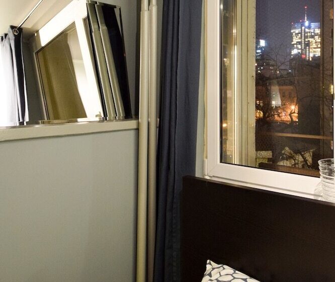 Shortstaypoland Srebrna   B36