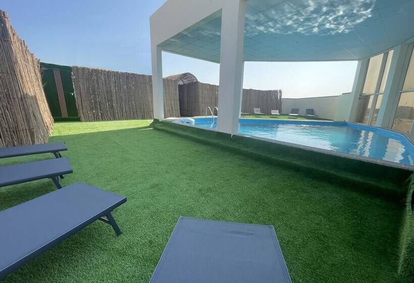 Wakra Inn Hotel Apartments