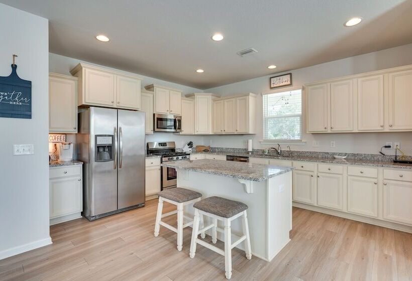 Beachy Port St Joe Home: On Site Boardwalk Access!