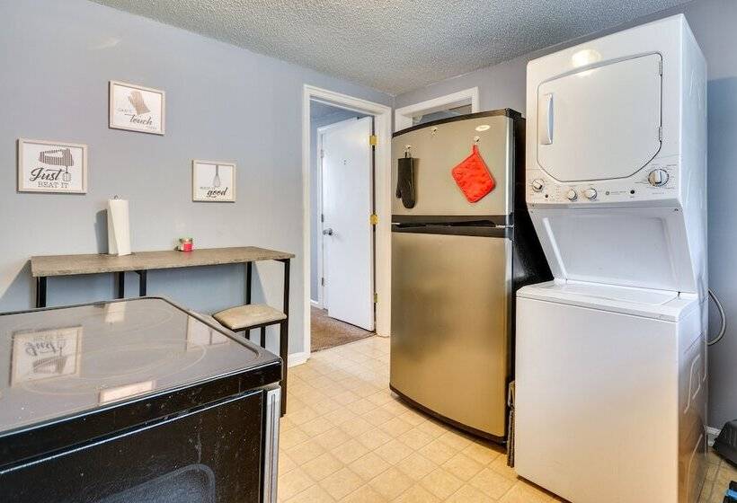 Charming Lexington Home   2 Mi To Downtown!