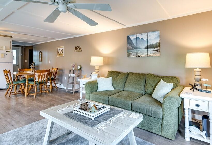 Cozy Vermont Escape   Patio, Lake & Mountain Views