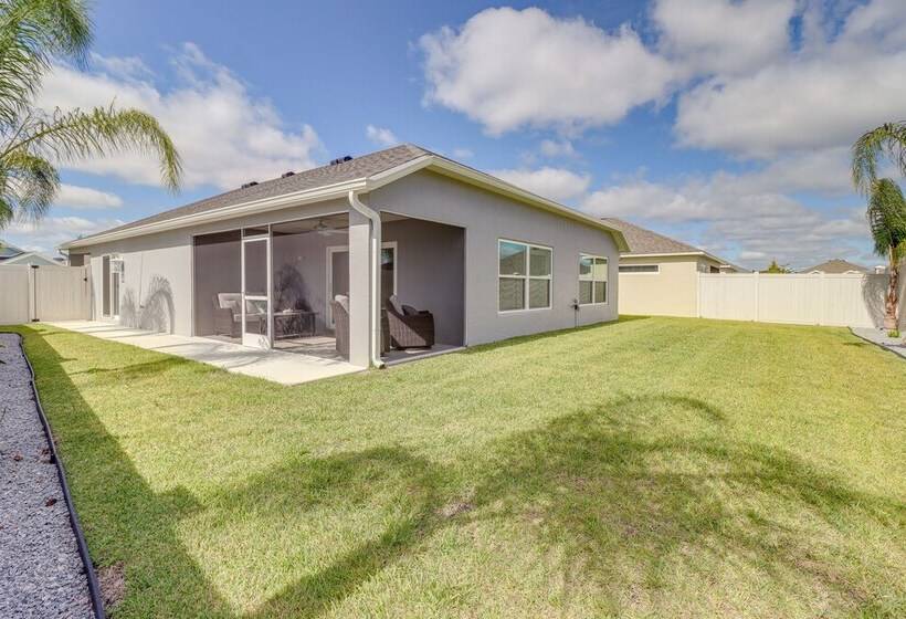 Community Pool & Tennis Court: Gem In The Villages