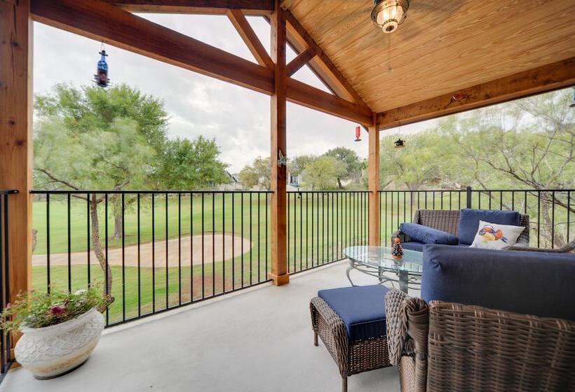 Horseshoe Bay Resort Home ~ 6 Mi To Lake Lbj!