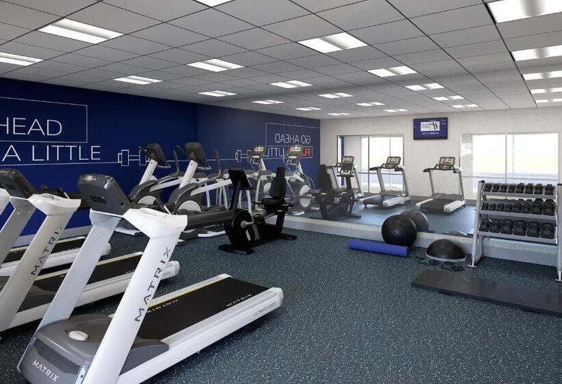 Отель Holiday Inn Express And Suites Columbus New Albany By Ihg