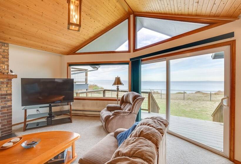 Oceanfront Port Angeles Home W/ Mountain View!