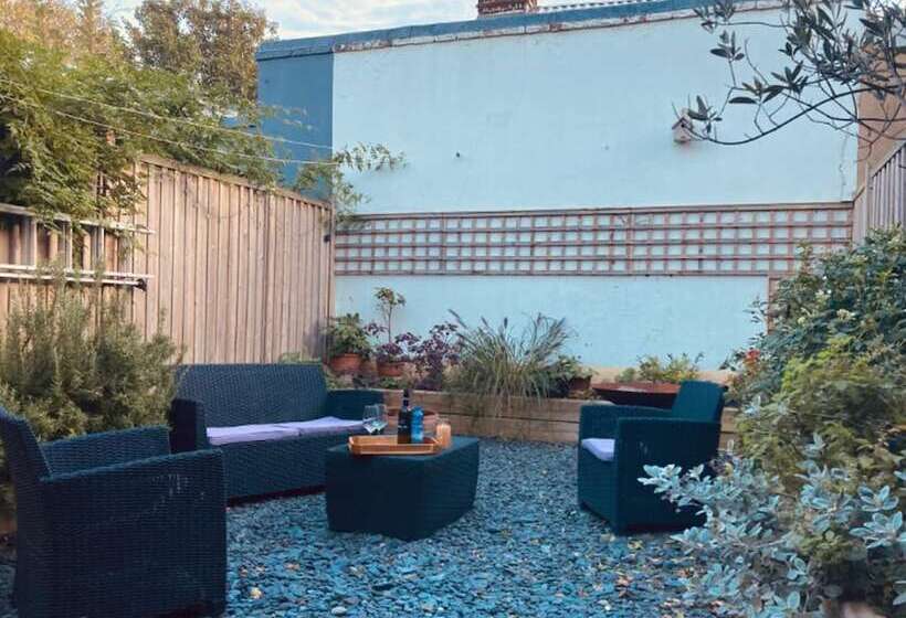 דירת נופש Charming 3 Bed House In London