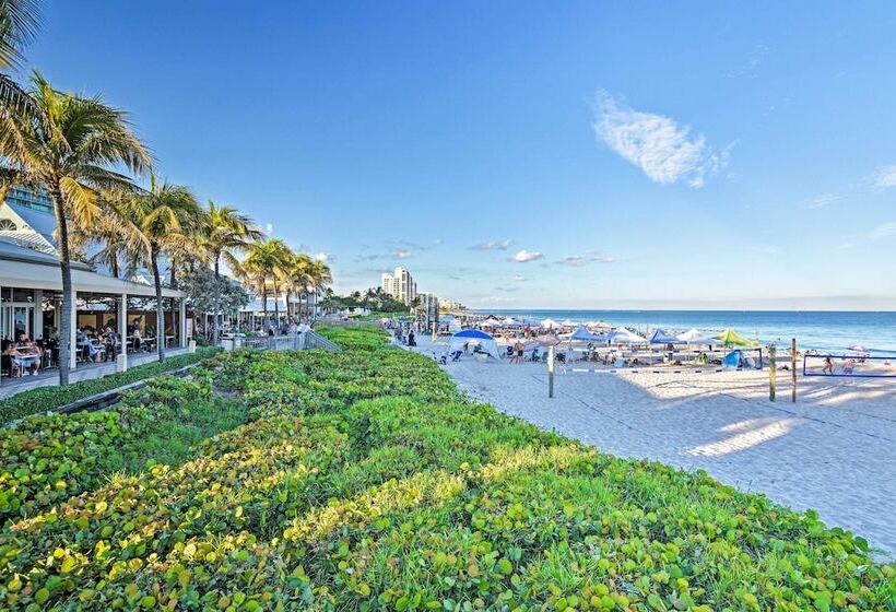 Steps To Deerfield Beach: Home W/ Private Patio!