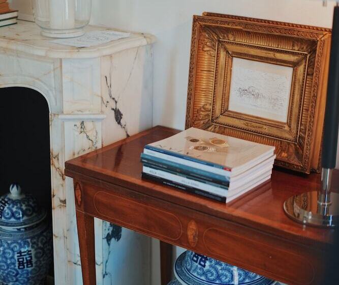 住宿加早餐  La Maison Bleue