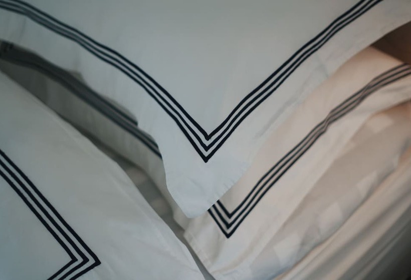 住宿加早餐  La Maison Bleue