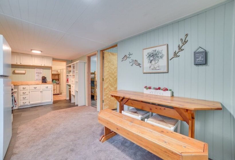 Cozy Otsego Lake Cabin: < 1 Mi To Sandy Beach!