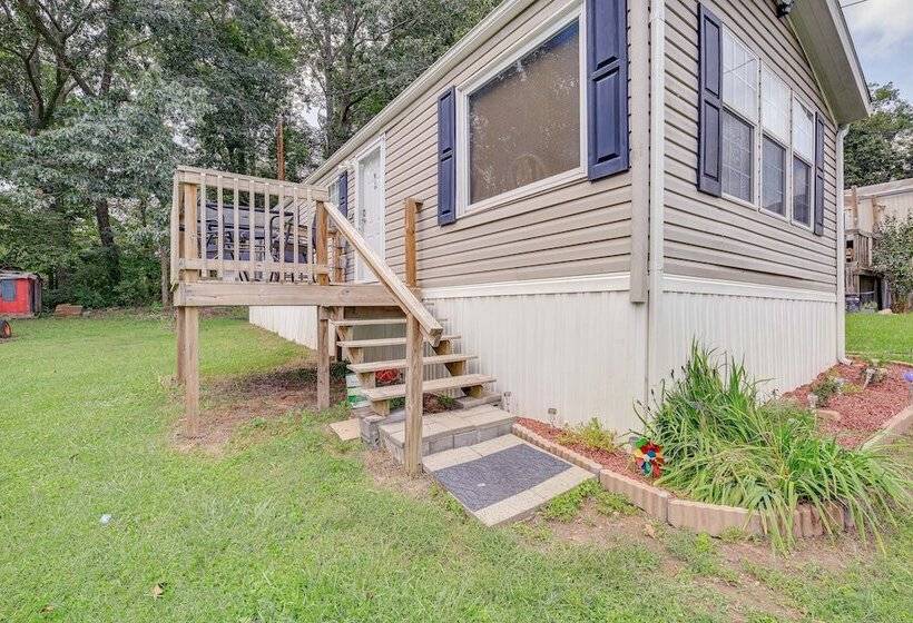 Creekfront Max Meadows Mobile Home With Deck!