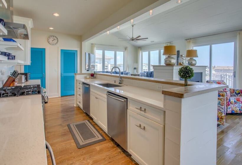 Holden Beach House W/ Boat Dock: Steps To Beach!