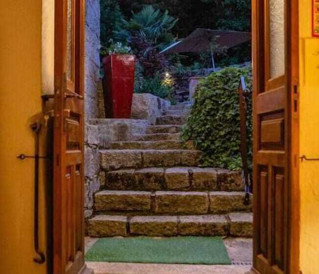 هتل Auberge U N Antru Versu