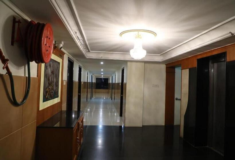 בית מלון כפרי Shrie Shaanth