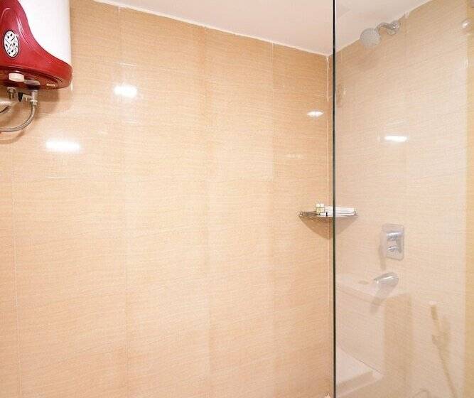 ホテル The Xen Suites Kolkata Airport