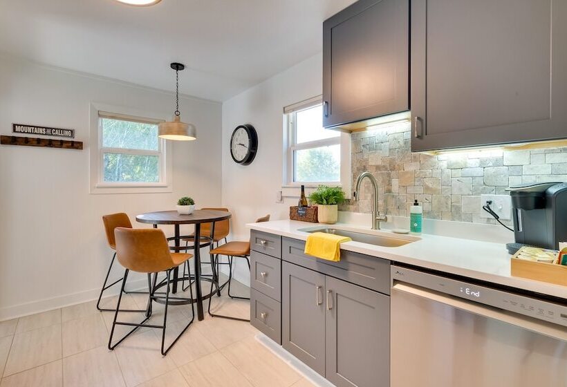 Loveland Retreat W/ Bicycles, Deck & Fire Pit!