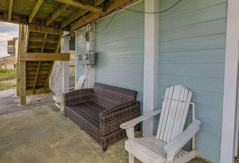 Lovely Emerald Isle Beach House   Steps To Beach!