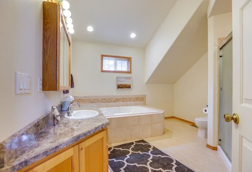 Oregon Retreat ~ 2 Mi From Lapine State Park