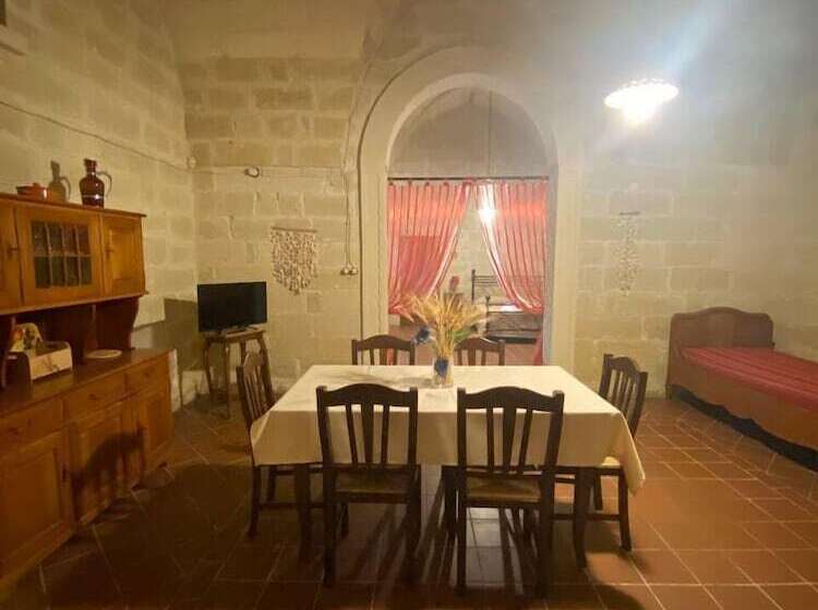 ペンション Masseria Montanari
